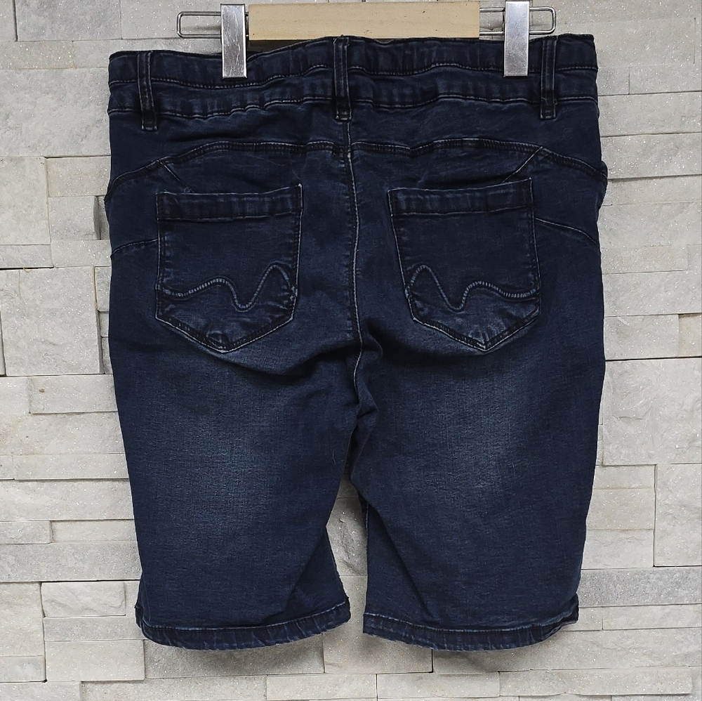 ✨ Women’s Denim Shorts Bundle – Size 12 – 4 Stylish Pairs – Chic & Casual - Picture 10 of 16